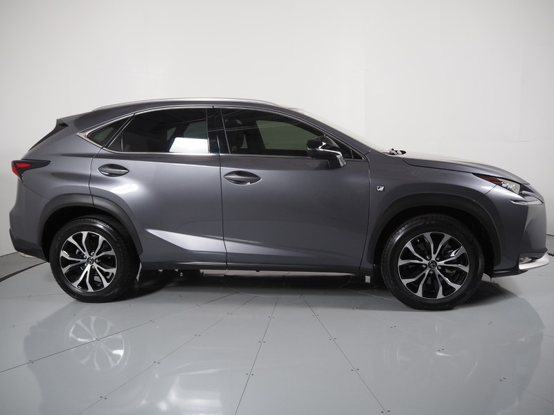 Lexus nx 200 2017